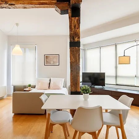 Muy Luminoso A 5 Min Del Centro De Apartman