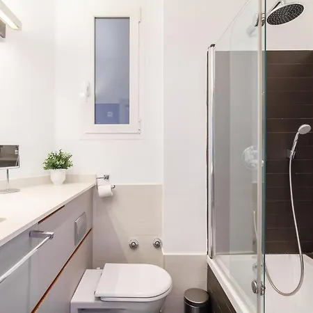 Muy Luminoso A 5 Min Del Centro De * בילבאו