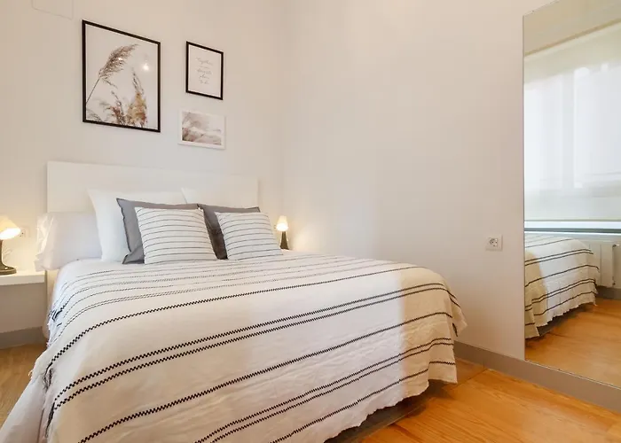 Muy Luminoso A 5 Min Del Centro De Apartamento