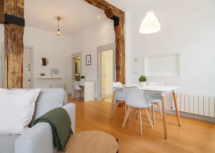 Muy Luminoso A 5 Min Del Centro De * Bilbau