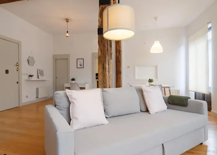 Muy Luminoso A 5 Min Del Centro De Bilbau