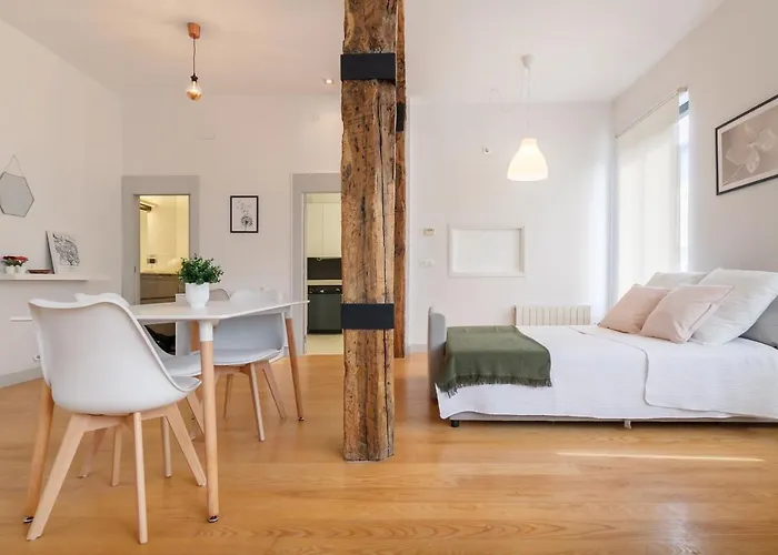 Muy Luminoso A 5 Min Del Centro De Bilbau