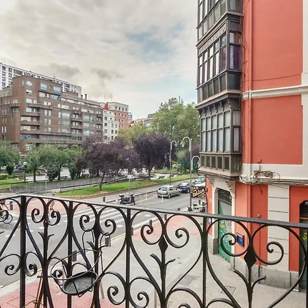 Muy Luminoso A 5 Min Del Centro De Апартаменты