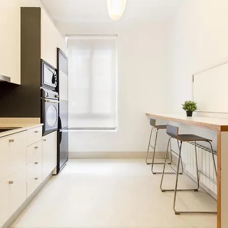 Muy Luminoso A 5 Min Del Centro De Appartement *