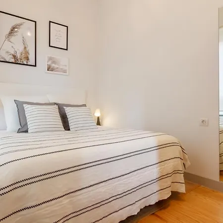 Muy Luminoso A 5 Min Del Centro De Apartmán