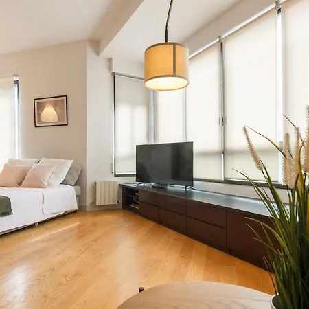 Muy Luminoso A 5 Min Del Centro De Apartmán